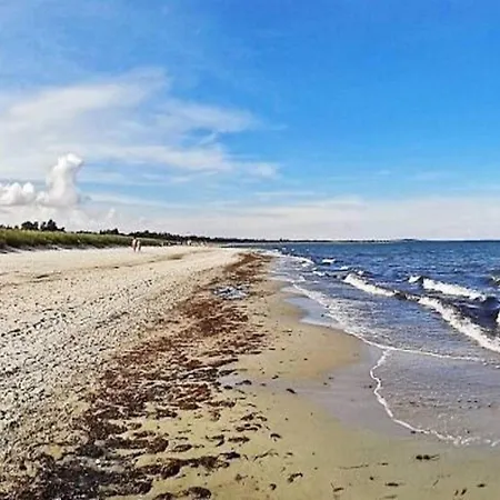 6 Person In Vaeggerlose-by Traum בית נופש Bøtø By