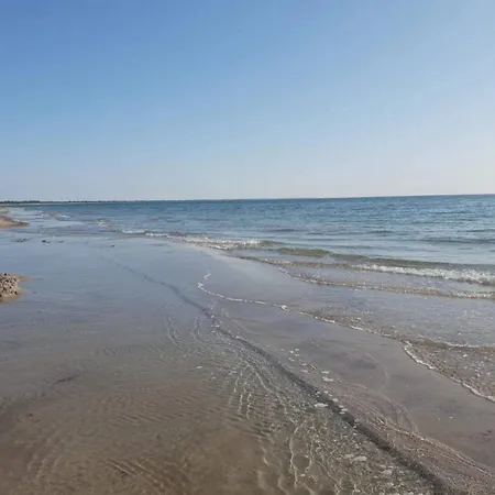 6 Person In Vaeggerlose-by Traum *