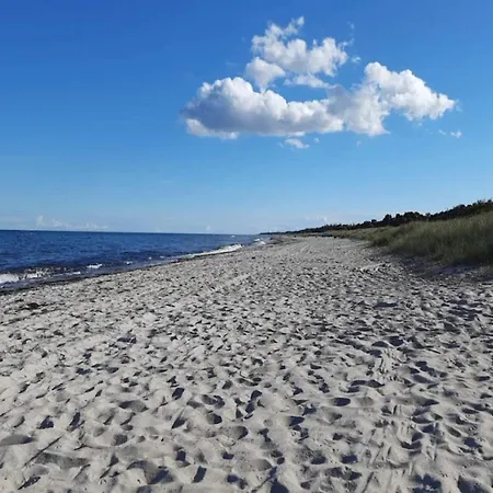 6 Person In Vaeggerlose-by Traum