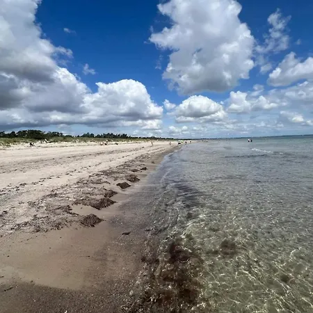 6 Person In Vaeggerlose-by Traum *